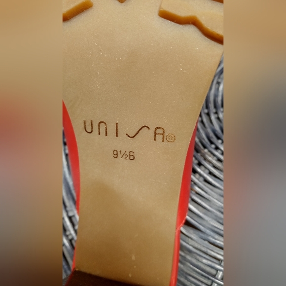 Unisa Red Leather Mules 9.5 ❤️ - Picture 5 of 11